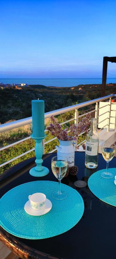The Seaterra Reserve Penthouse With Mountains&seaviews And Rooftop Terrace