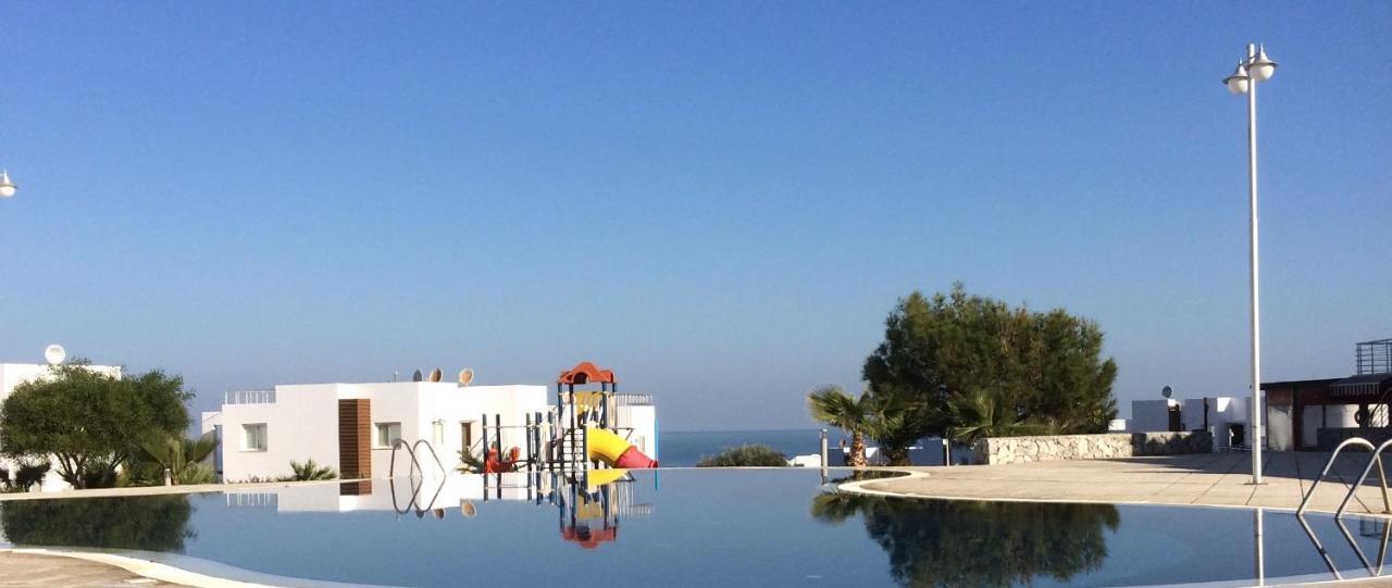 Apartment The Seaterra Reserve Penthouse With Mountains&seaviews And Rooftop Terrace Akanthou